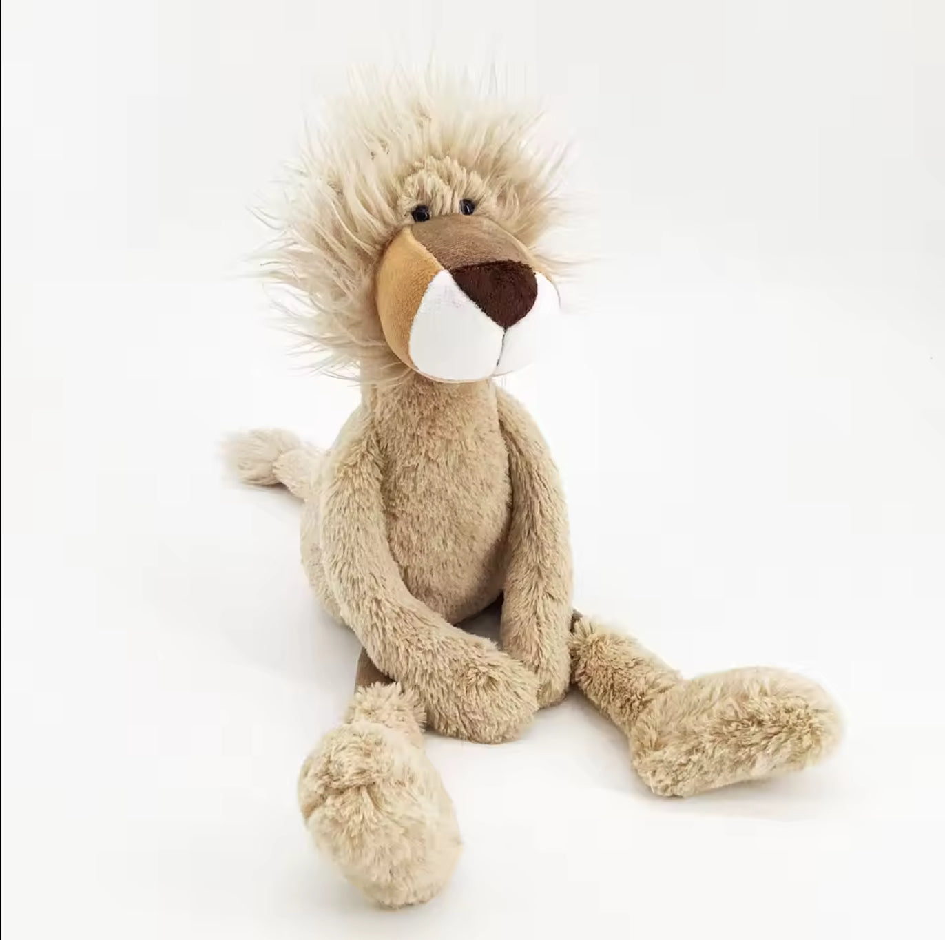 בובת אריה חמודה ופרוותית למתנת ילדים